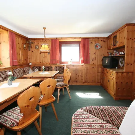 Holiday home Holiday Home Raimund